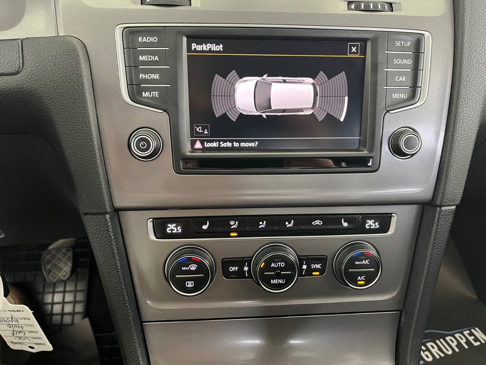 VW Golf VII 1,6 TDi 110 BlueMotion Van 5d