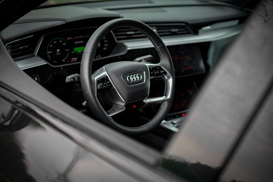 Audi e-tron 50 S-line Sportback quattro 5d