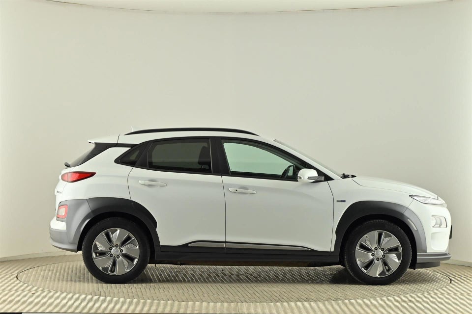 Hyundai Kona 64 EV Advanced 5d