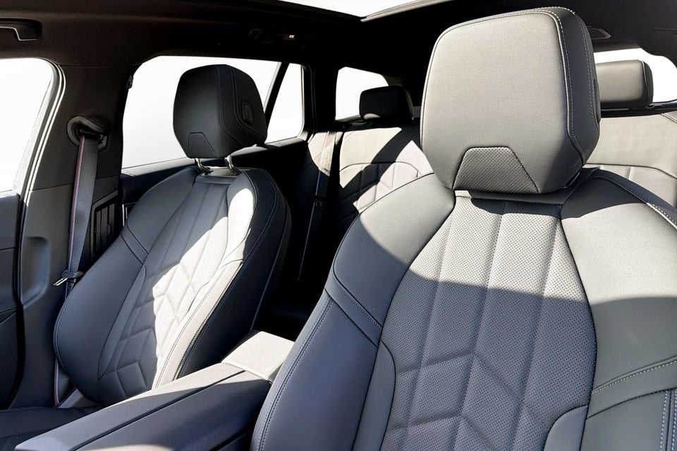 BMW i5 eDrive40 Touring Supercharged 5d