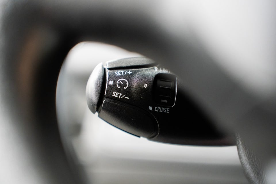 Peugeot 208 1,0 VTi Access 5d