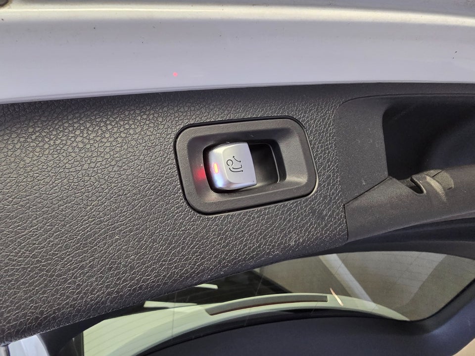 Mercedes E43 3,0 AMG stc. aut. 4Matic 5d