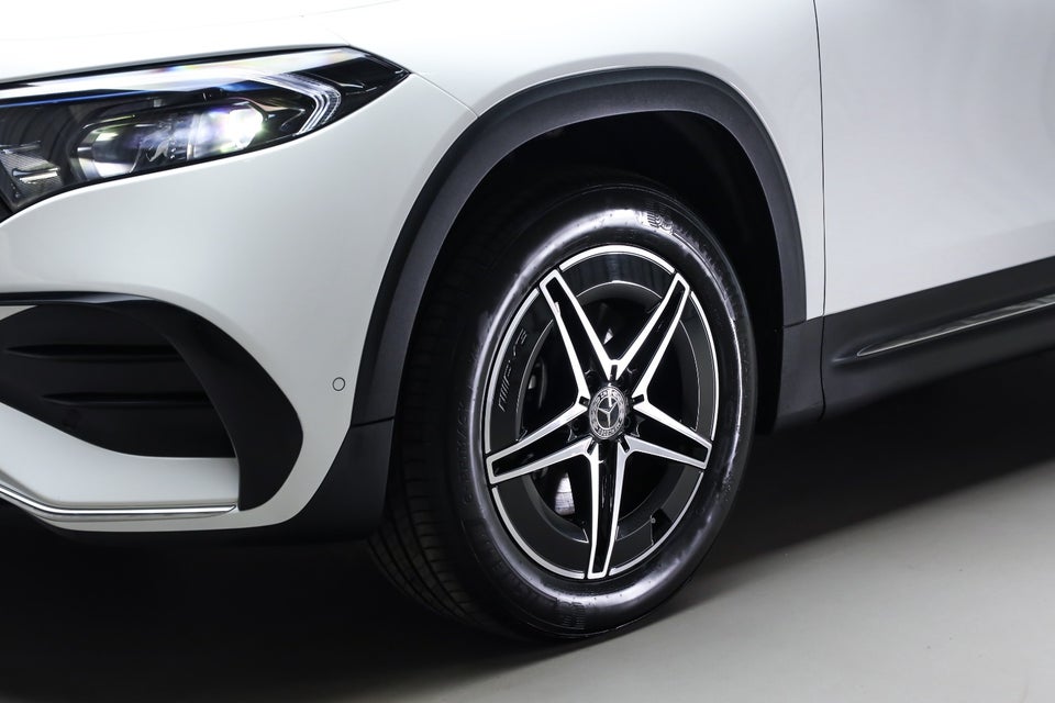 Mercedes EQB250+ AMG Advance 5d