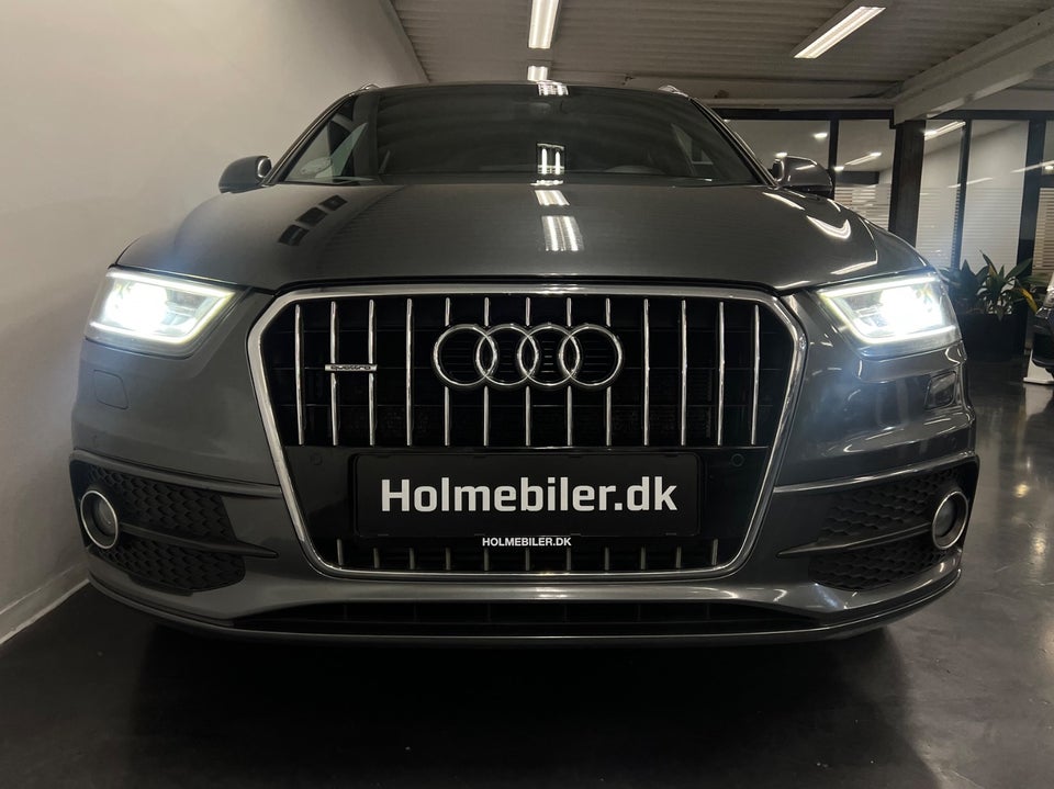 Audi Q3 2,0 TFSi 211 quattro S-tr. 5d