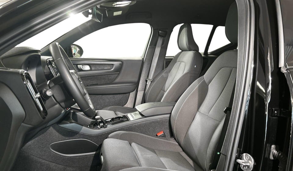 Volvo XC40 P6 ReCharge Core 5d
