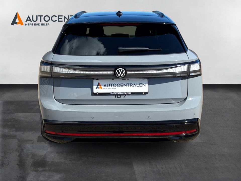 VW ID.7 77 Style+ Tourer 5d