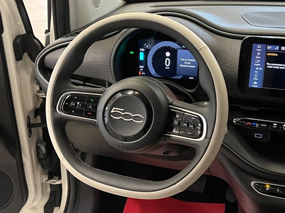 Fiat 500e 42 la Prima by Bocelli Cabrio 2d