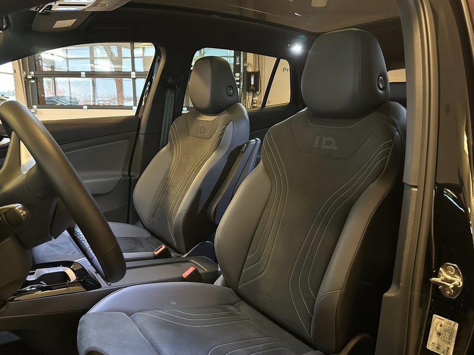 VW ID.4 77 Pro 5d