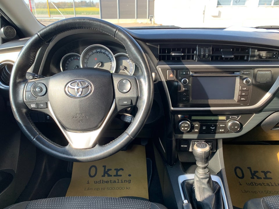 Toyota Auris 1,6 T2+ 5d