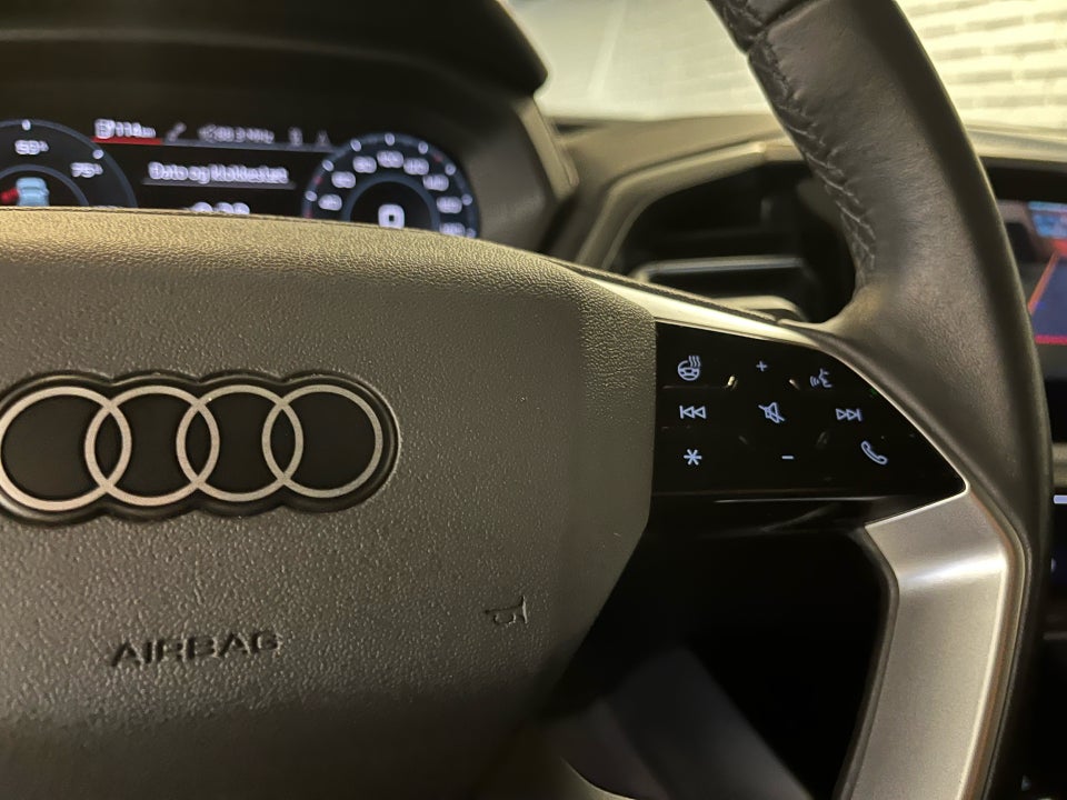 Audi Q4 e-tron 40 Attitude 5d