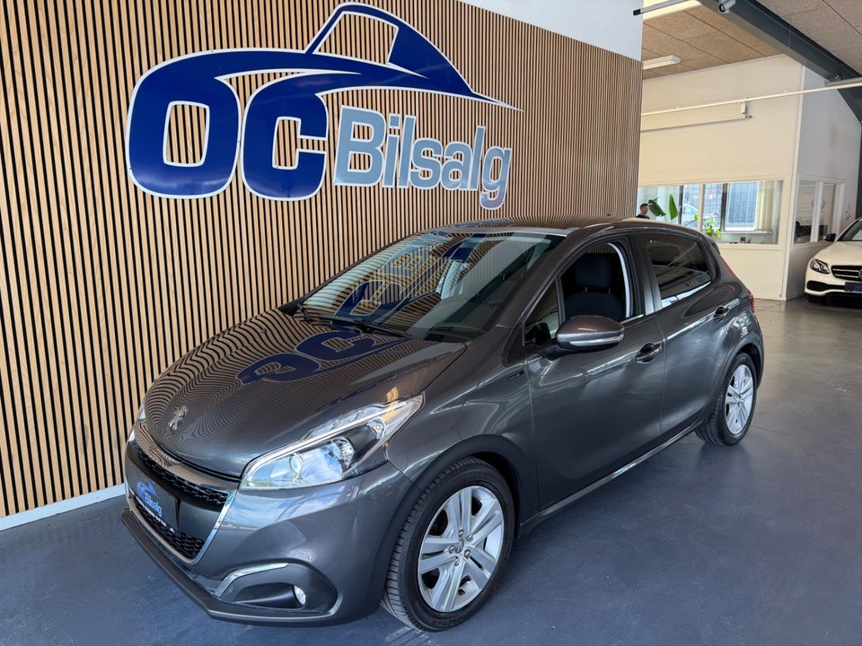 Peugeot 208 1,5 BlueHDi 100 Signature Sky 5d