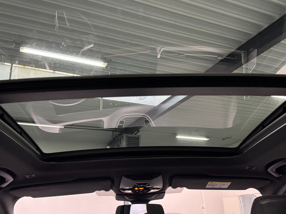 BMW iX1 xDrive30 Fully Charged M-Sport 5d