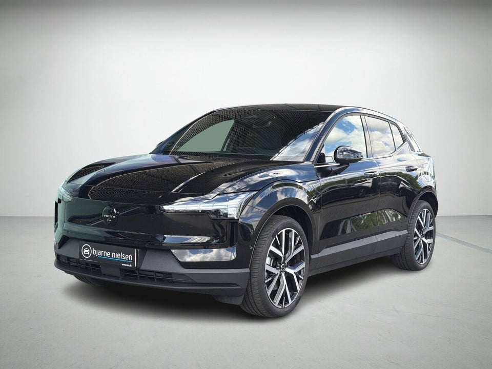 Volvo EX30 Extended Range Black Edition 5d