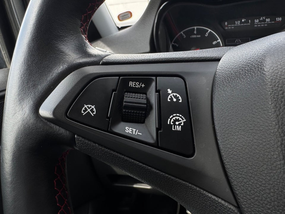 Opel Corsa 1,4 16V Sport 5d