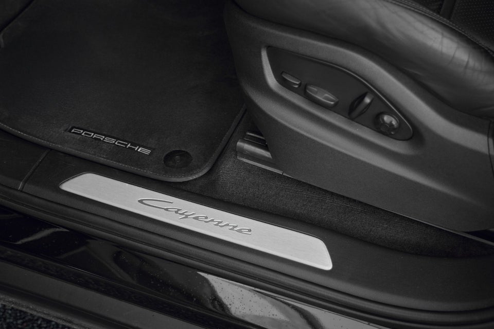 Porsche Cayenne 3,0 E-Hybrid Coupé Tiptr. 5d