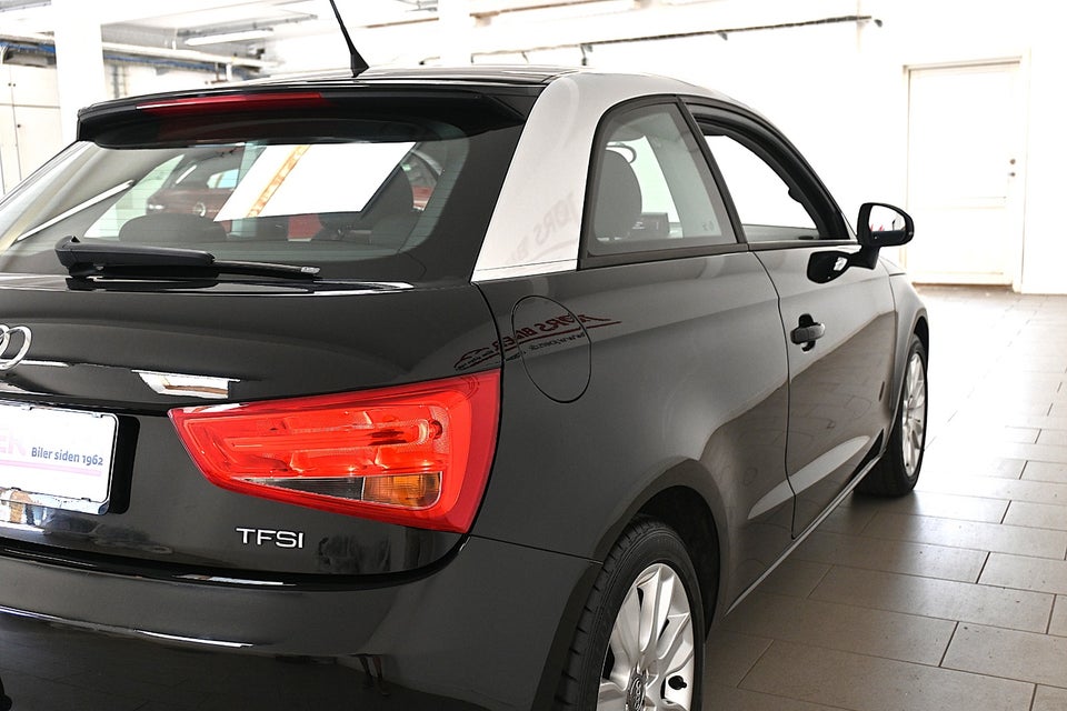 Audi A1 1,4 TFSi 122 Ambition 3d