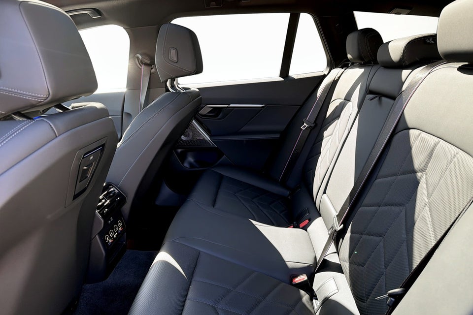 BMW i5 eDrive40 Touring Supercharged 5d