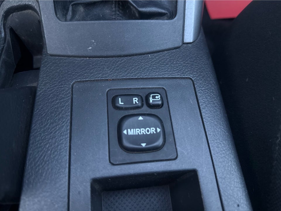 Toyota RAV4 2,0 VVT-i Wave 4x4 Van 5d