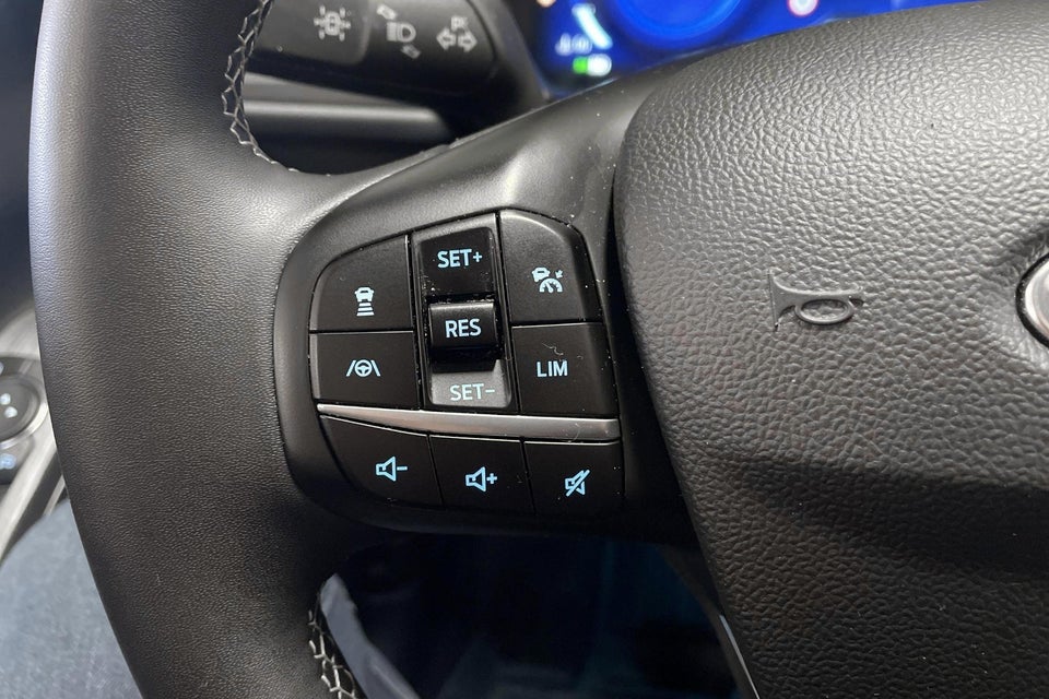 Ford Kuga 2,5 PHEV Vignale CVT 5d