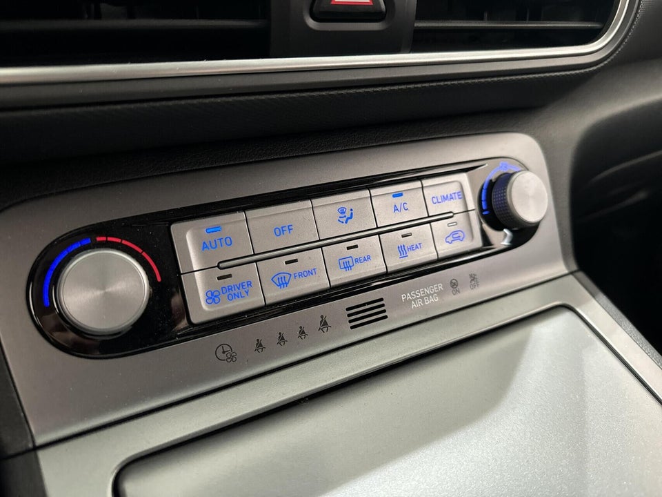 Hyundai Kona 64 EV Premium 5d
