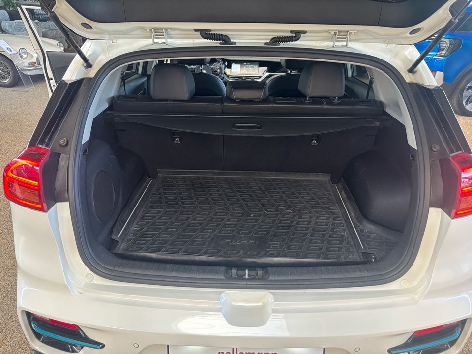 Kia e-Niro 64 Advance 5d