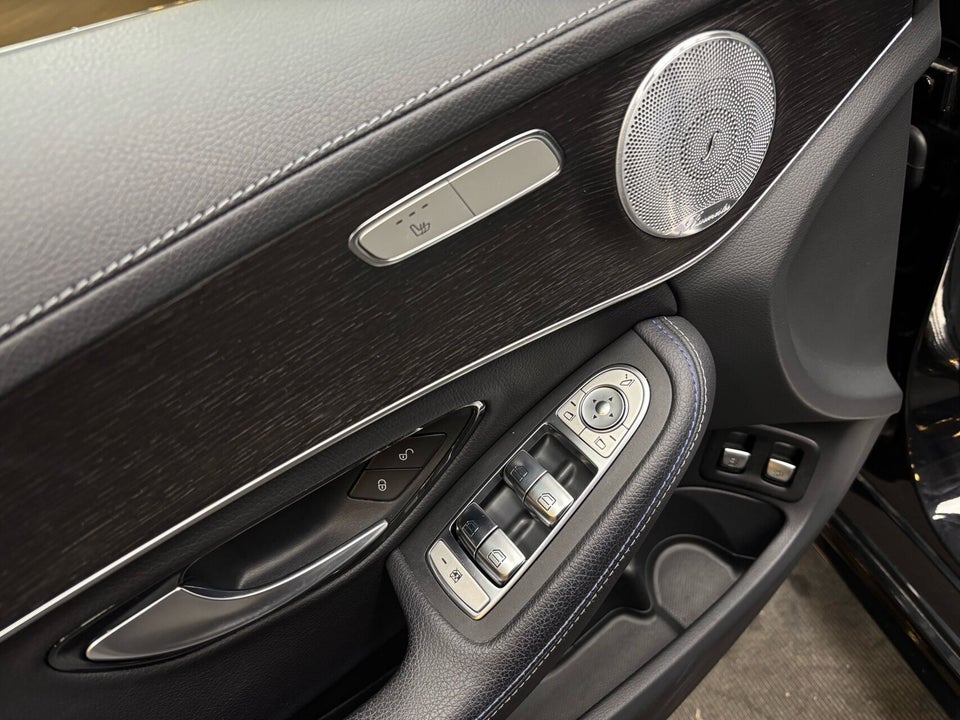 Mercedes C300 e 2,0 AMG Line Night Edition stc. aut. 5d