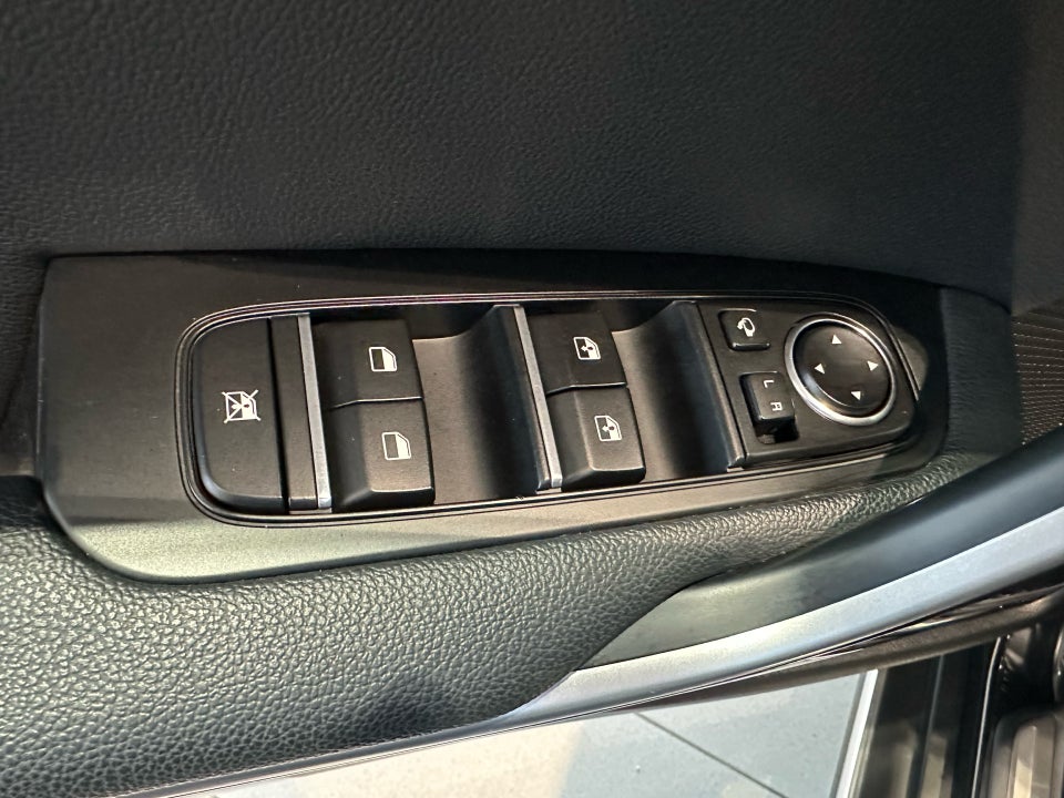 Kia XCeed 1,6 PHEV Upgrade Intro DCT 5d