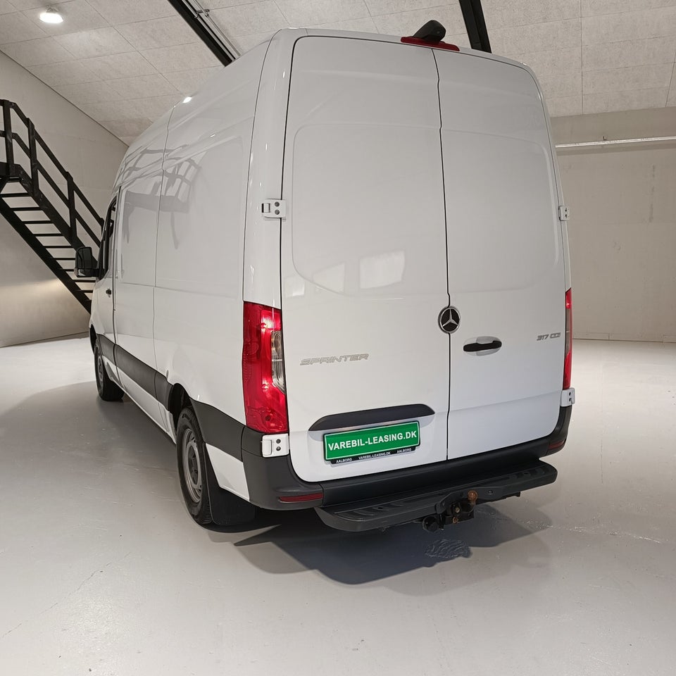 Mercedes Sprinter 317 2,0 CDi A2 Kassevogn aut. RWD