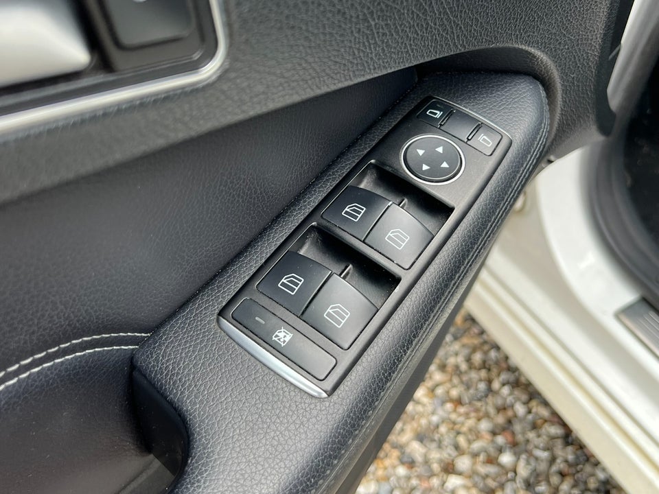 Mercedes E200 2,2 BlueTEC Elegance stc. aut. 5d