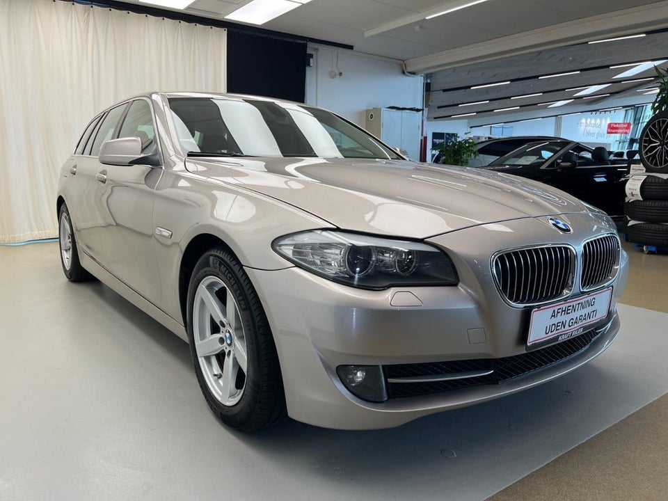 BMW 523i 3,0 Touring aut. 5d