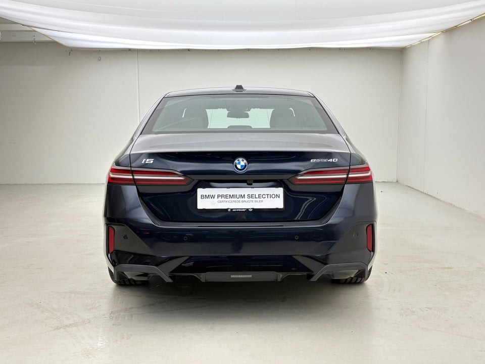 BMW i5 eDrive40 M-Sport 4d