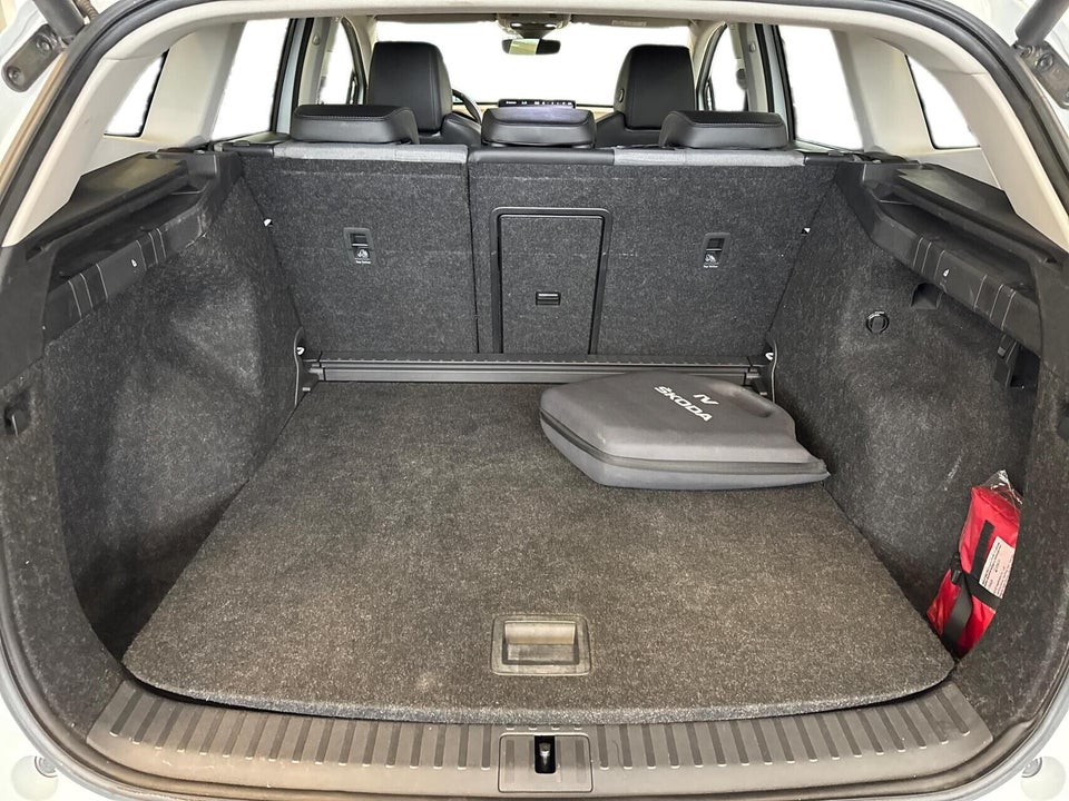 Skoda Enyaq 80 iV Loft 5d