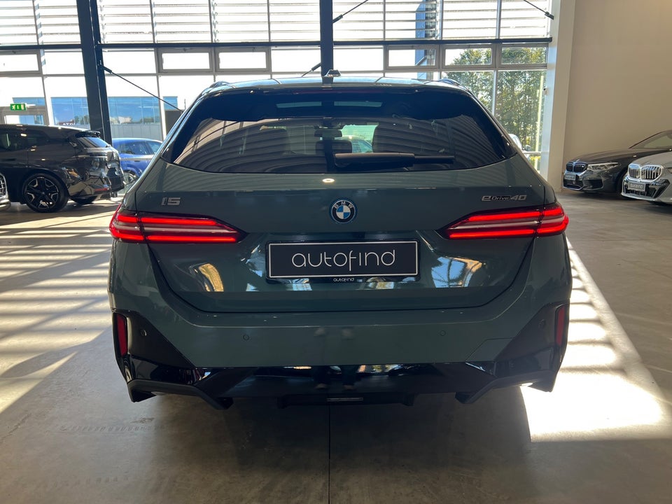 BMW i5 eDrive40 Touring Fully Charged M-Sport 5d