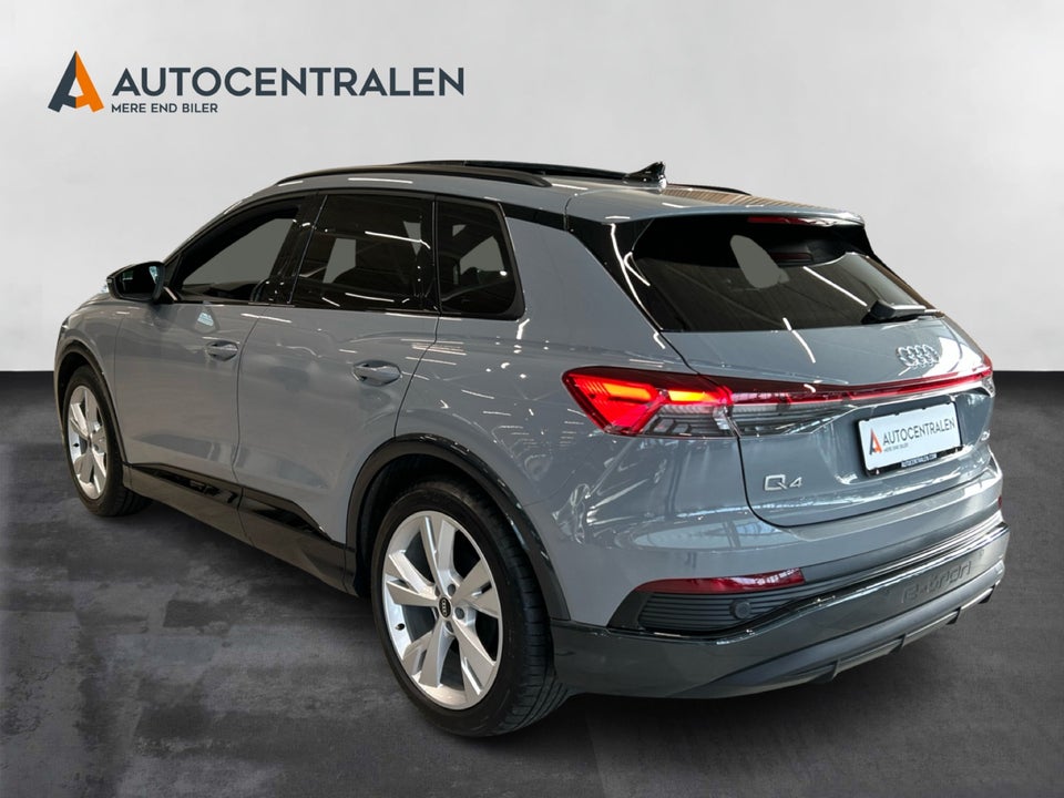Audi Q4 e-tron 40 S-line 5d