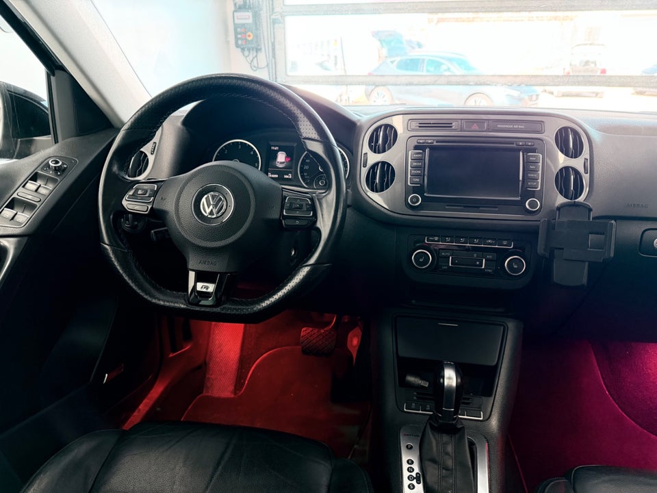 VW Tiguan 2,0 TDi 177 R-line DSG 4Motion 5d