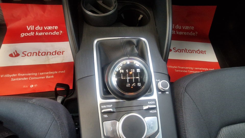 Audi A3 30 TFSi Sportback 5d