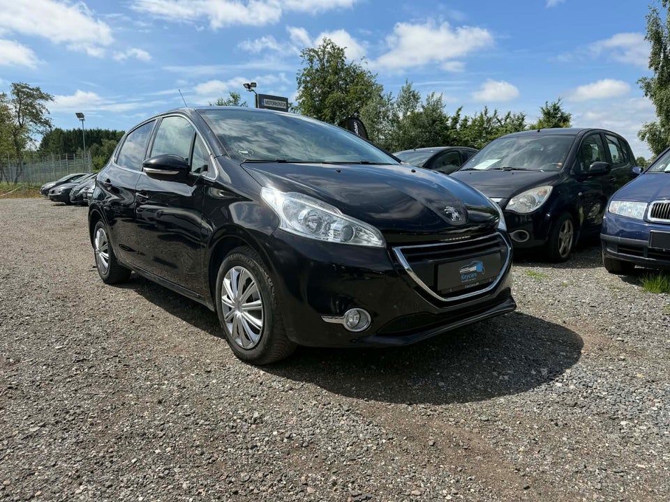 Peugeot 208 1,2 VTi Active 5d