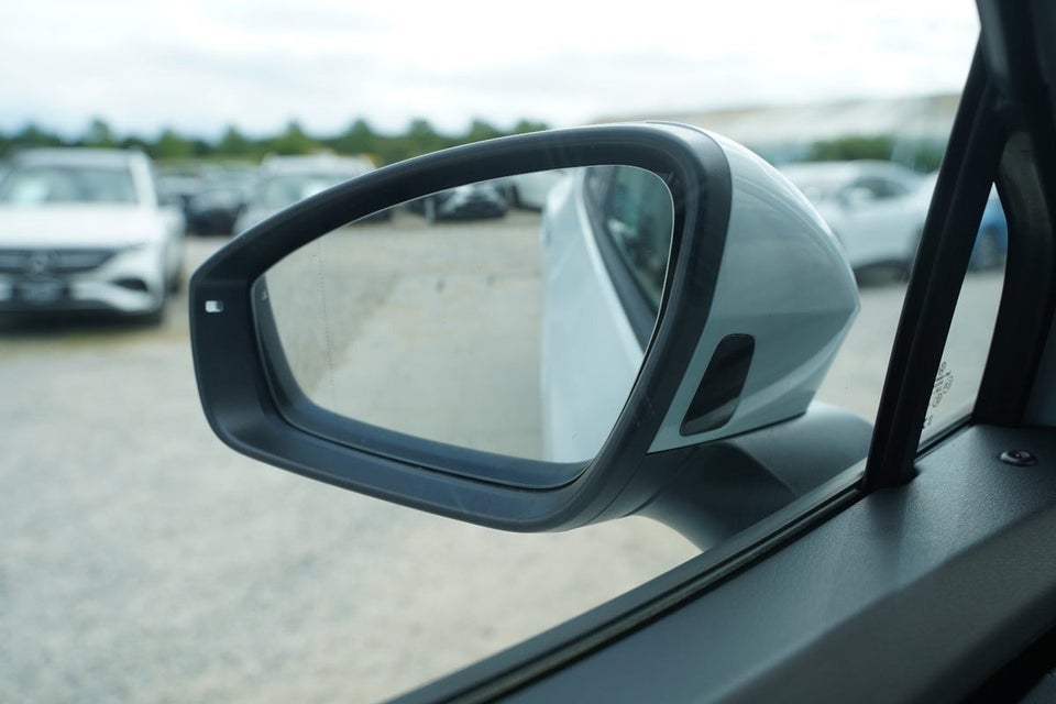 VW ID.4 77 Style+ Van 5d