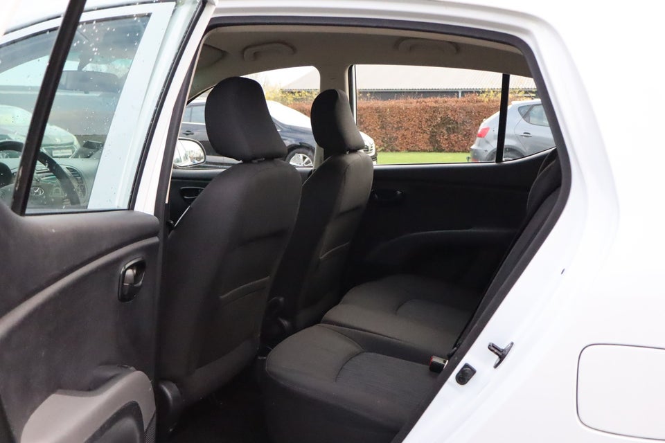 Hyundai i10 1,2 Comfort A/C 5d