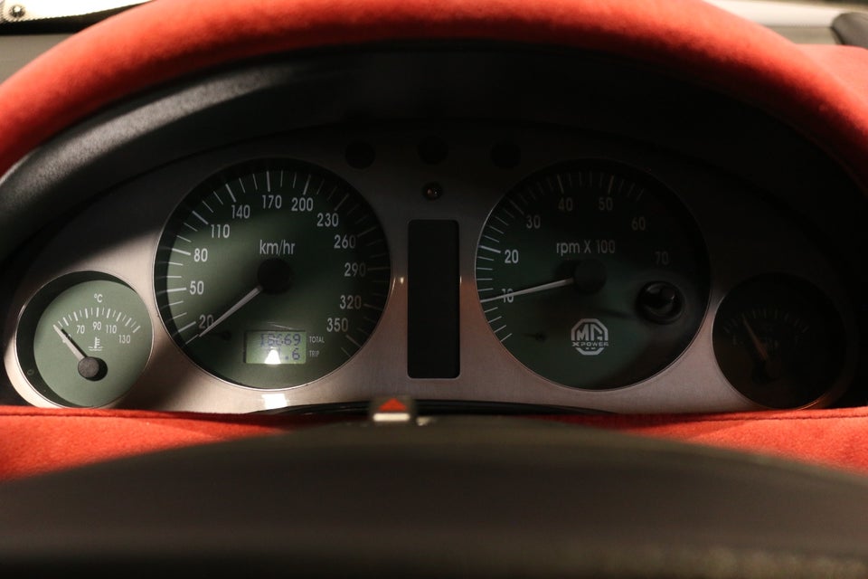 MG SV-R 5,0 V8 Coupé aut. 2d