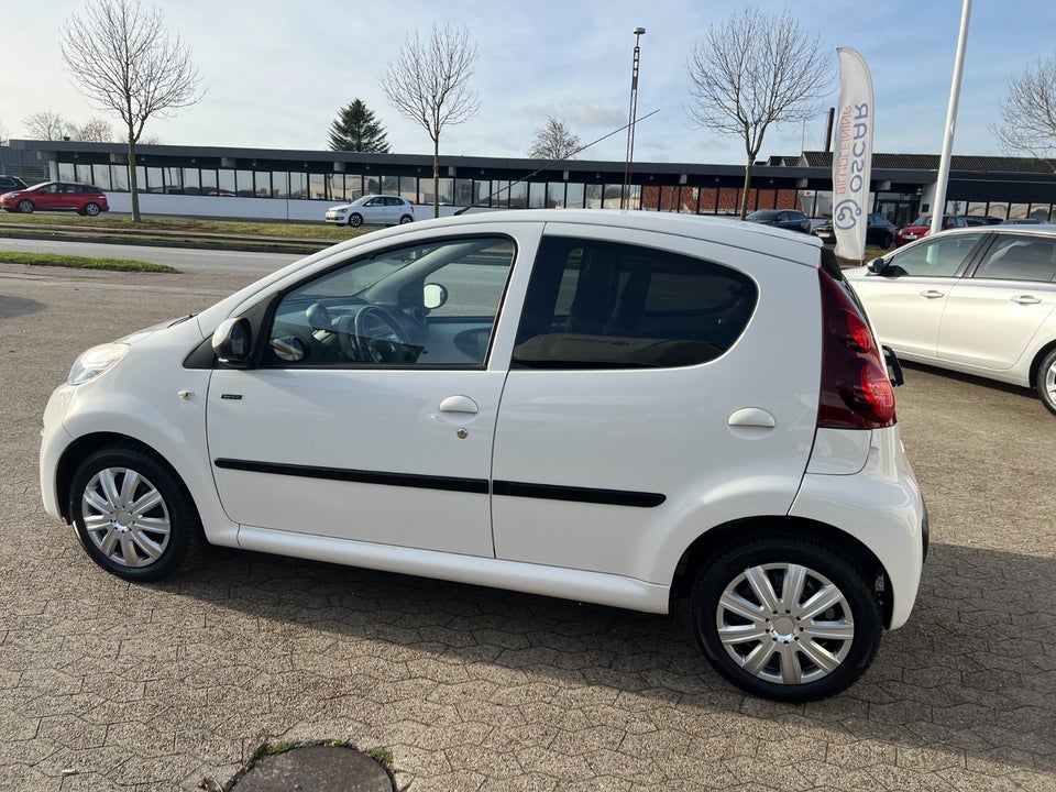 Peugeot 107 1,0 Sportium 5d