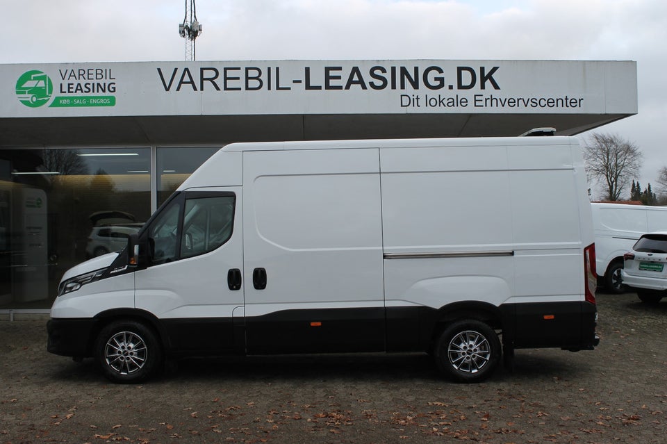 Iveco Daily 3,0 35S18 12m³ Van AG8