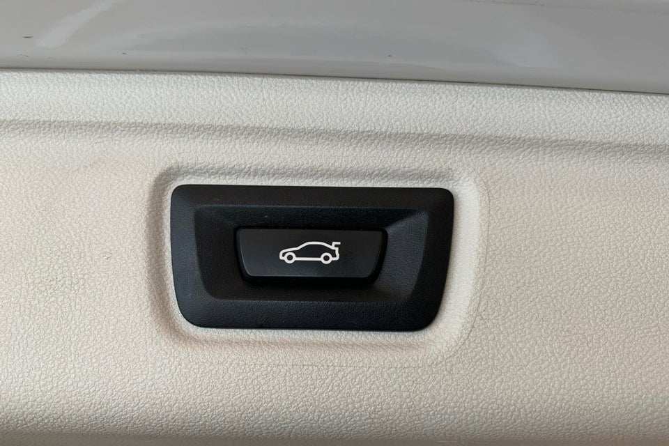 BMW 320d 2,0 Touring Sport Line aut. 5d