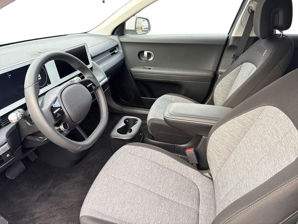 Hyundai Ioniq 5 77 Essential 5d