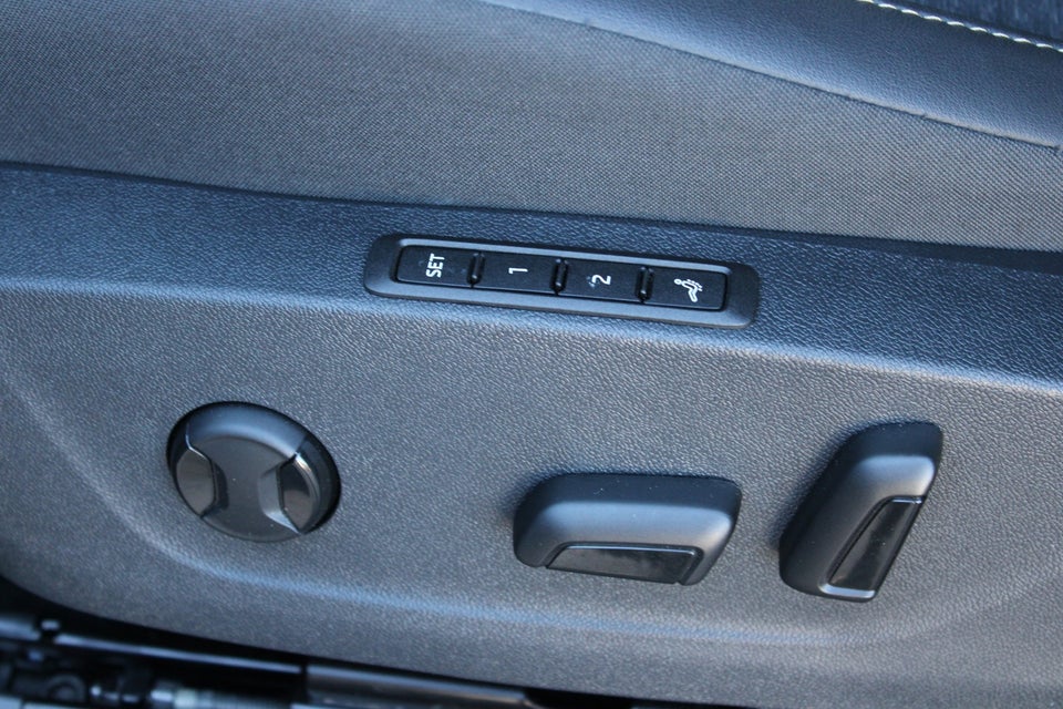 Skoda Elroq 85 iV Premium Advanced 5d