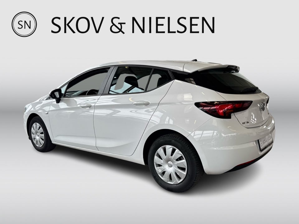 Opel Astra 1,0 T 105 Essentia 5d