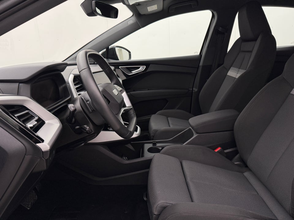 Audi Q4 e-tron 40 S-line Sportback 5d
