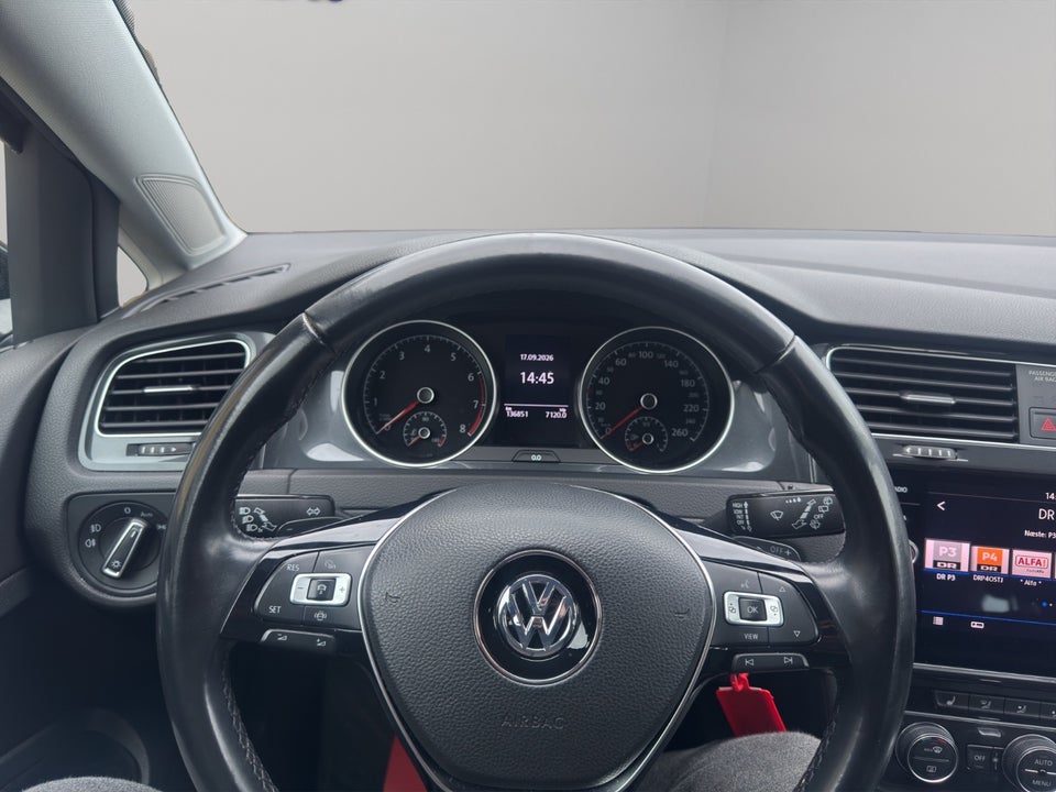 VW Golf VII 1,5 TSi 130 Comfortline Variant DSG 5d