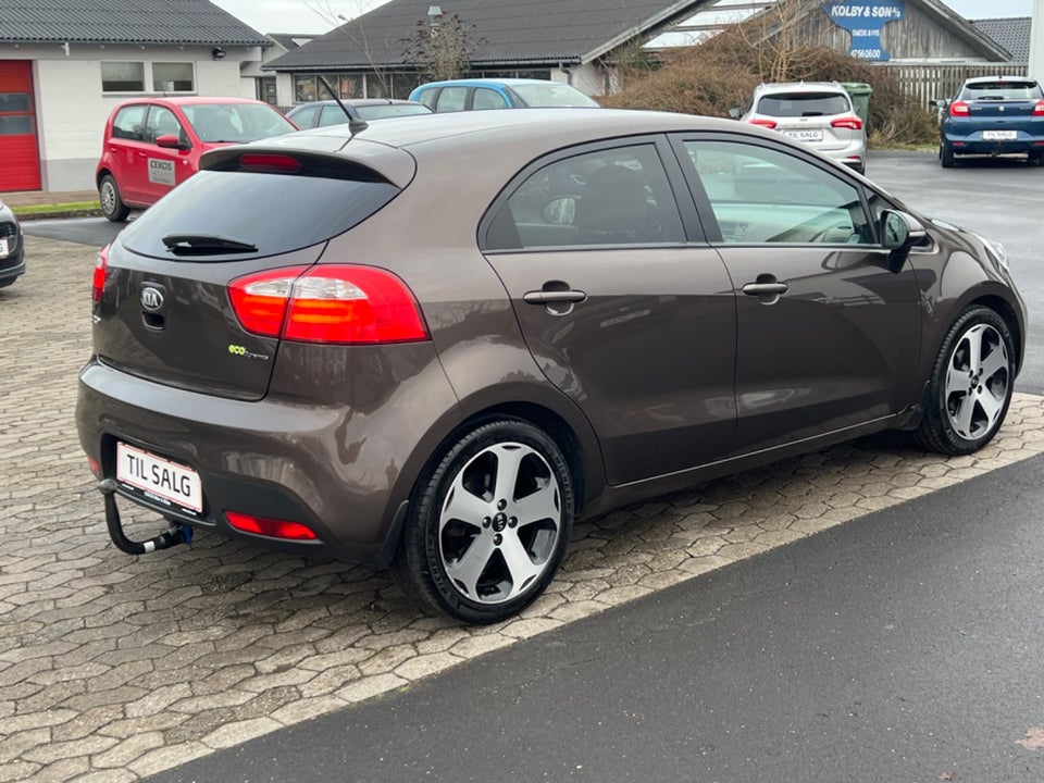 Kia Rio 1,2 CVVT Exclusive 5d