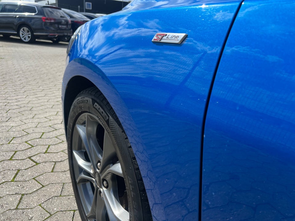 Ford Focus 1,0 SCTi 125 ST-Line 5d